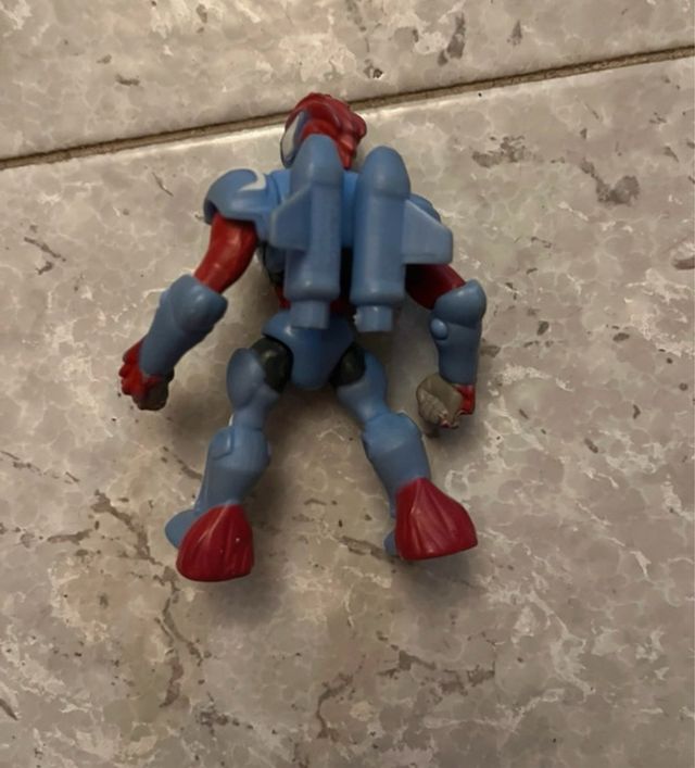 Gormiti Zefyr: Figurina