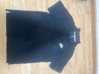 Polo Nike Vintage Negro | 2000s | Logo Bordado
