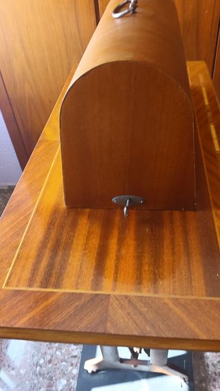 Máquina coser Alfa antigua