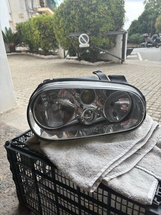 Faro derecho VW Golf IV
