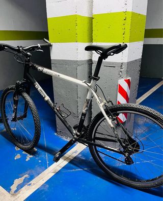 Bicicleta Btwin Rockrider
