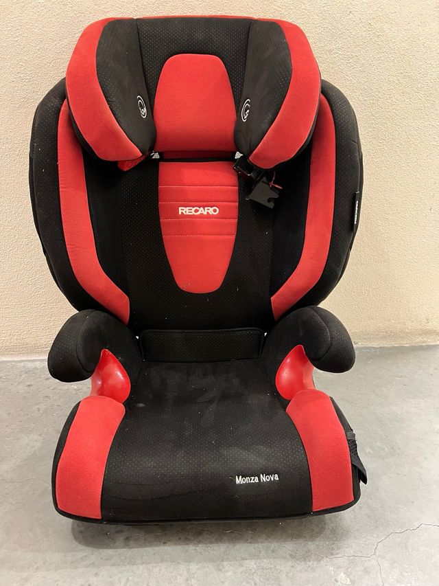 Silla RECARO Monza Nova roja. ISOFIX 