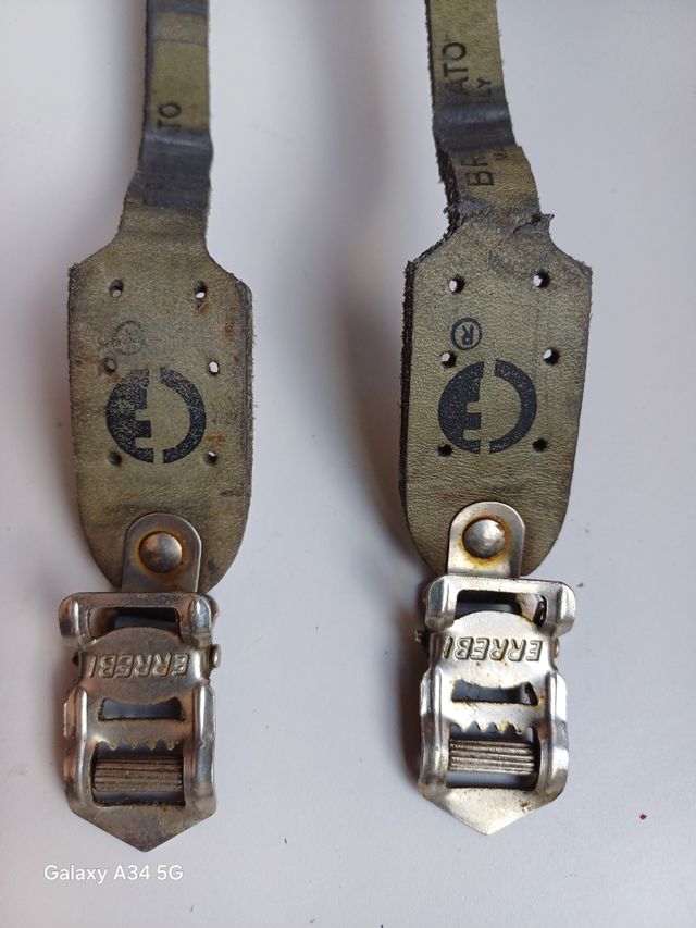 Cingjiette in  Cuoio per puntali pedsli