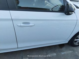 Renting - OPEL CORSA 1.2T XHL 74kW (100CV) Edition