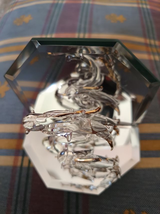 Delfin cristal dorado