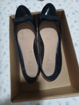 Manoletinas rojas Stradivarius nº 40