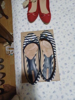 Manoletinas rojas Stradivarius nº 40