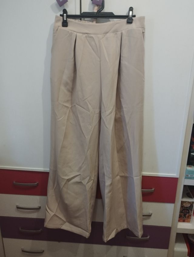 Franclia - Traje beige 2 piezas