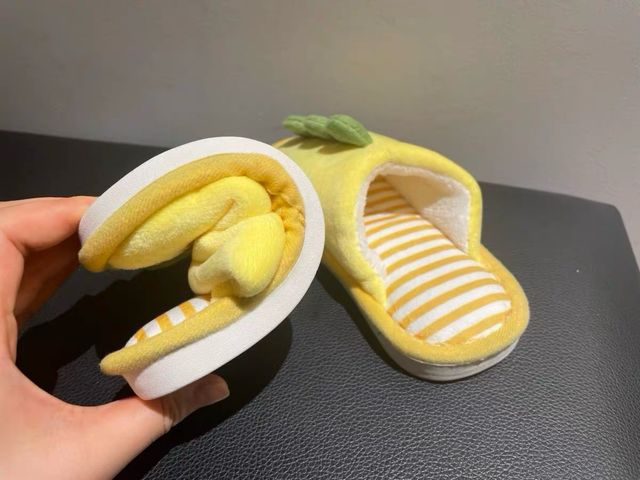 Pantuflas dinosaurio bebé, suaves y calentitos