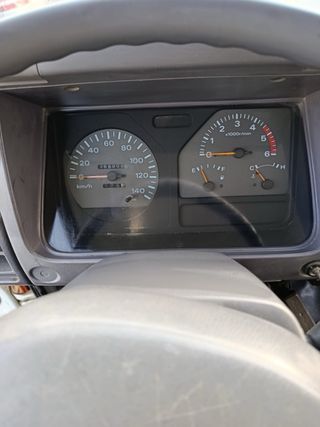 Nissan Cabstar 2000