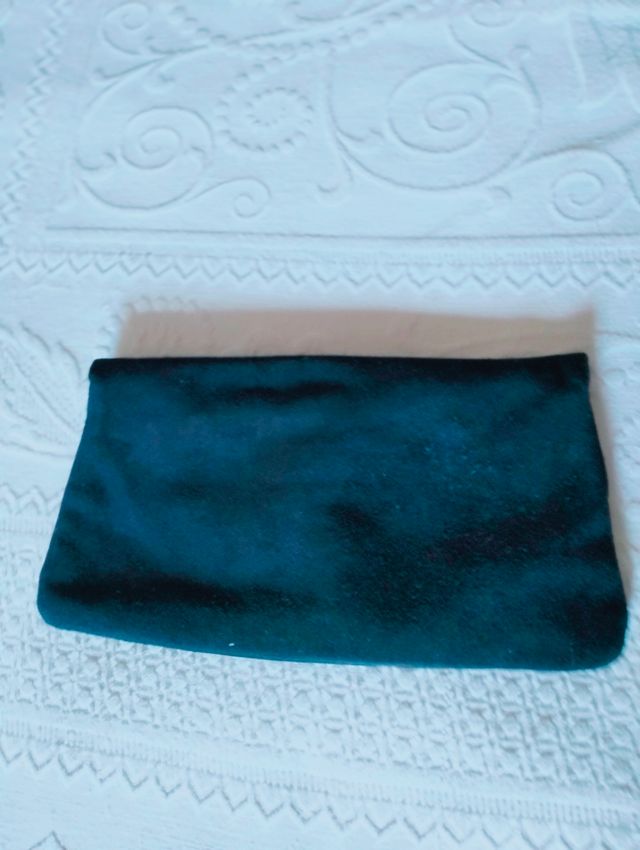 Pochette blu in camoscio