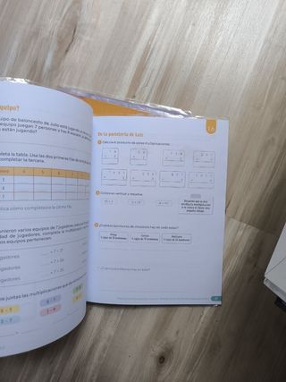 Cuaderno de Matemáticas. 3 Primaria. Revuela