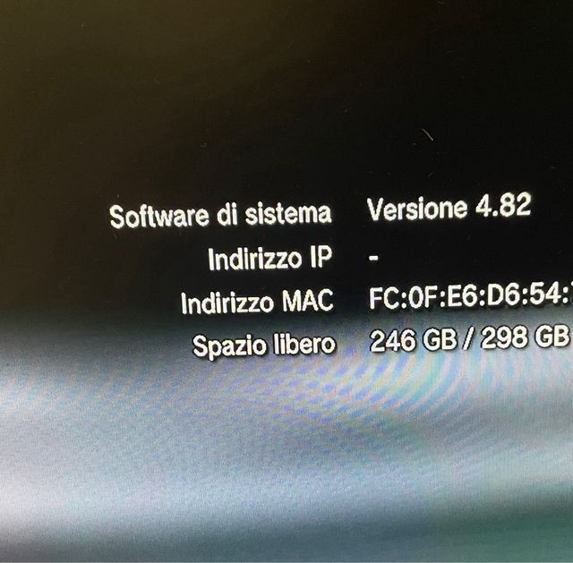 PS3 160gb- Console + 3 giochi e cavi