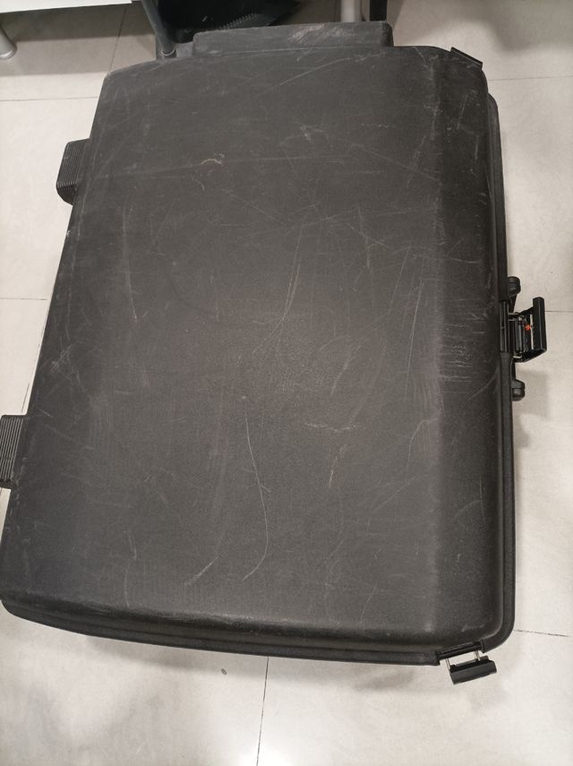 Maleta Samsonite negra
