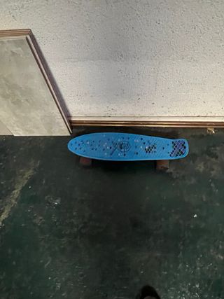 Monopatín infantil azul