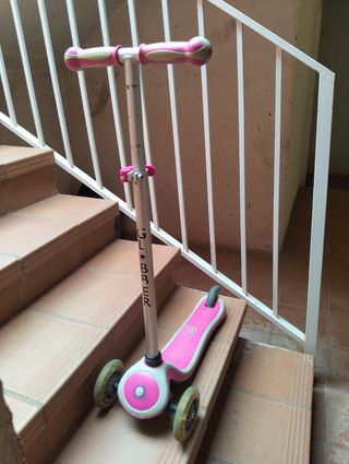 Patinete Globber infantil rosa
