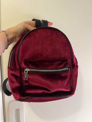 Mochila pequeña terciopelo rojo