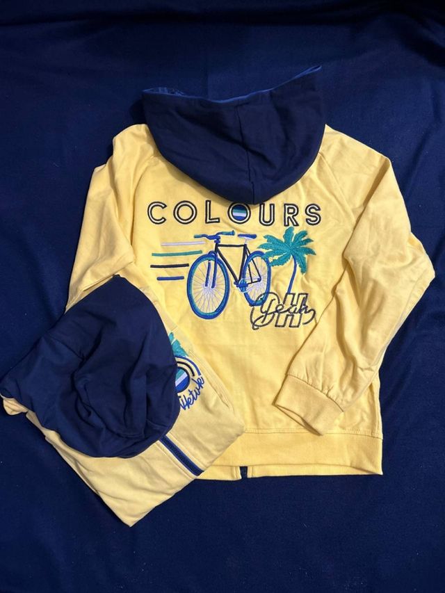 Sudadera NUKUTAVARE amarilla