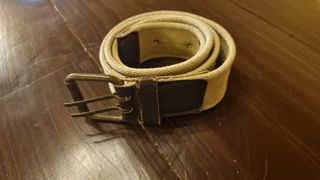 Cintura uomo beige e marrone