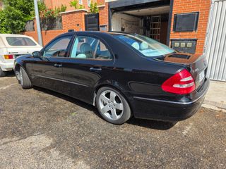 Mercedes-Benz Clase E 2004