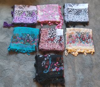 7 Pañuelos estampados