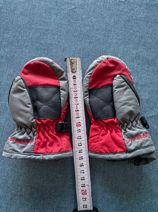 Casco y guantes nieve niño