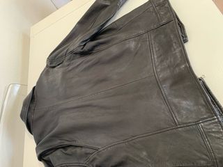 Chaqueta cuero negra Zara