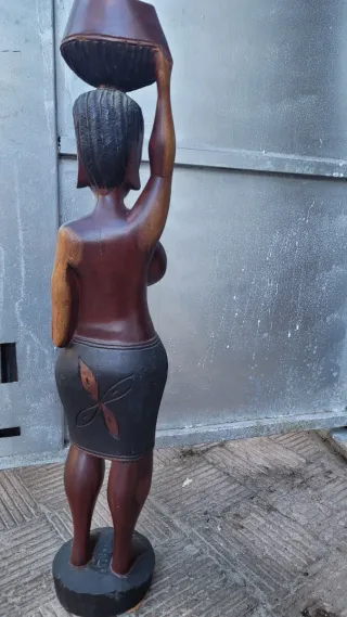 Esculturas Masái madera tallada