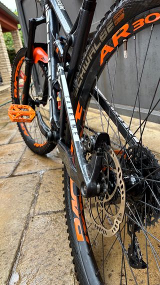 Intense Carbine 2017 - Carbono