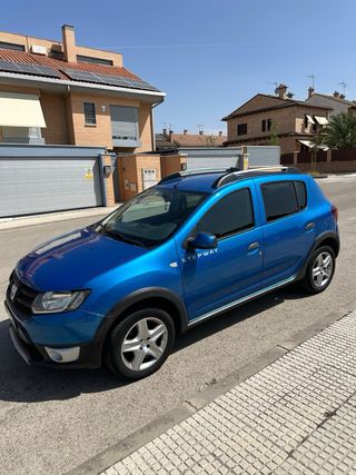 Dacia Sandero 2015