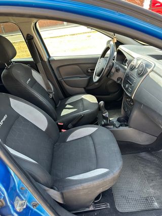 Dacia Sandero 2015
