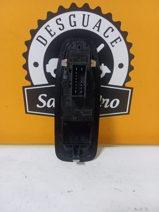 Mando elevalunas Peugeot 208