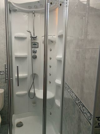 Ducha hidromasaje - Cabina de ducha y sauna