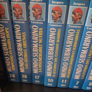 VHS Jacqyes Cousteau: Mundo Submarino