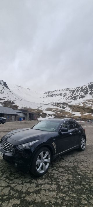 Infiniti FX30 2012