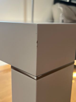 Mesa madera maciza blanca y metacrilato extensible
