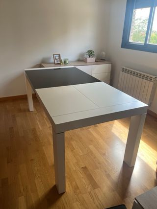 Mesa madera maciza blanca y metacrilato extensible