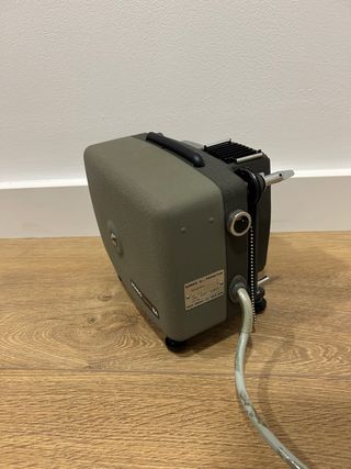 Proyector de cine vintage Rondo Auto II A (8mm)