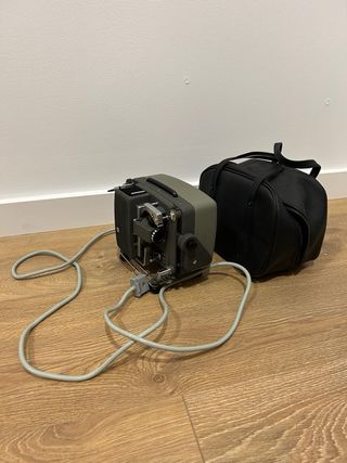 Proyector de cine vintage Rondo Auto II A (8mm)