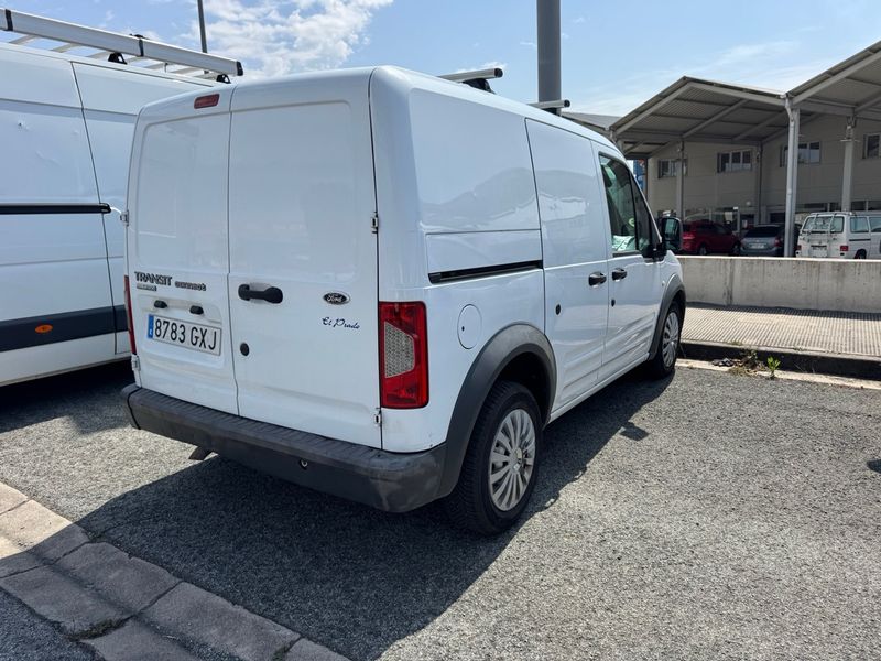 Ford Transit Connect 2010 - foto 1