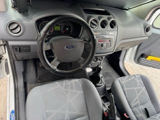 Ford Transit Connect 2010