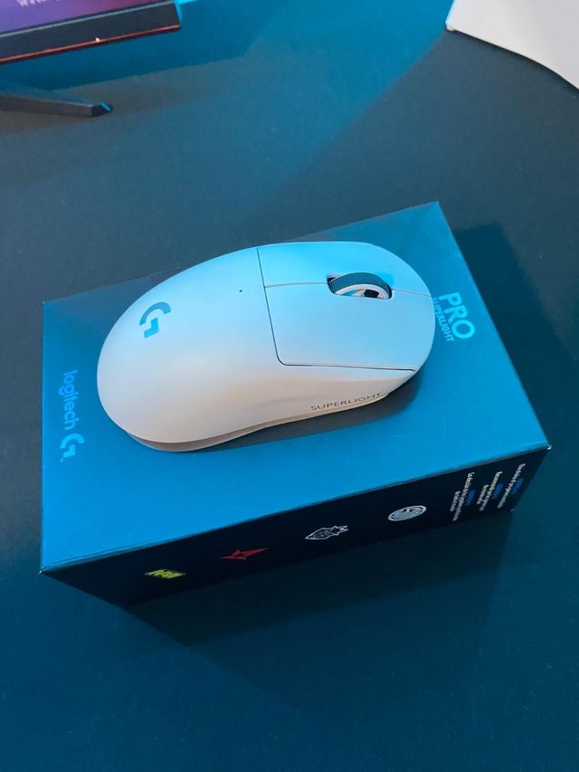 Logitech G PRO X SUPERLIGHT - Ratón gaming 