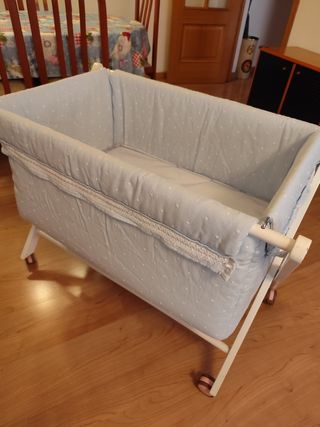 Mini cuna bebé azul con lunares