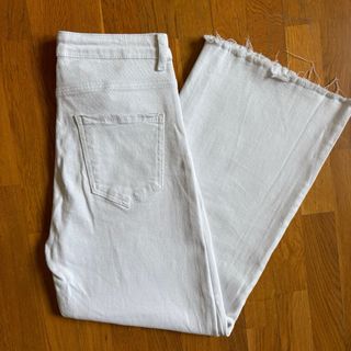 Vaqueros rectos blancos