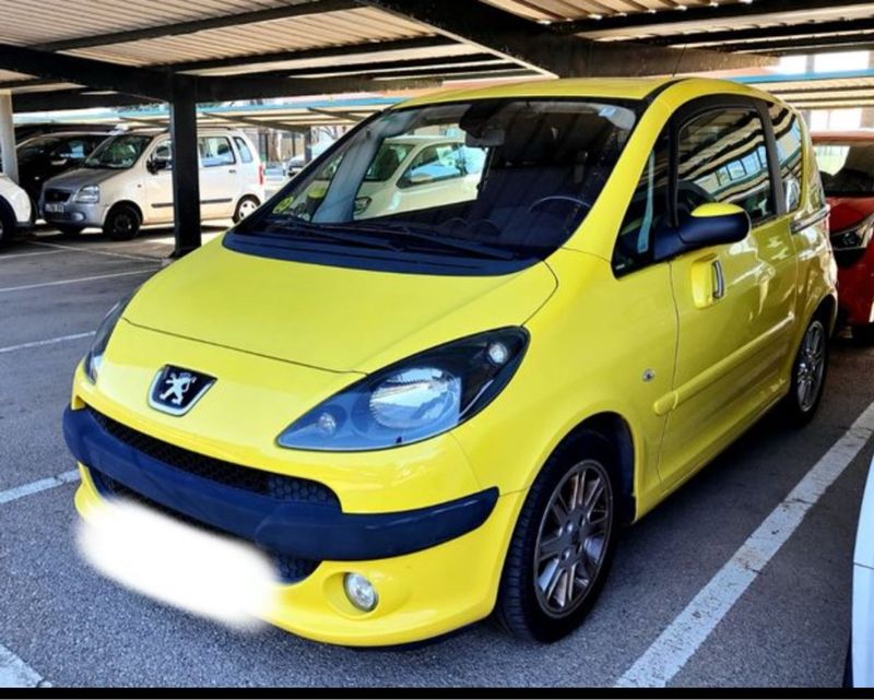 Peugeot 1007 2005 - foto 1