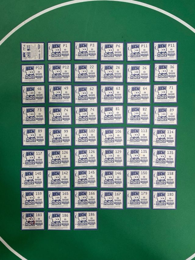 Cromos Ben 10 Alien Force - 48 unidades