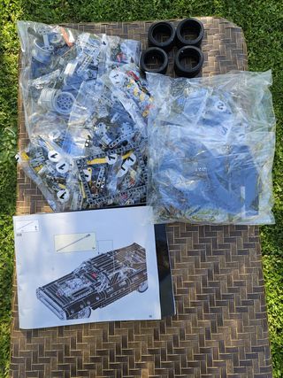 Lego Dodge Charger 42111