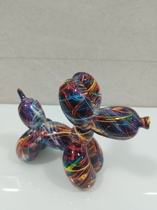 Perro globo resina Jeff Koons