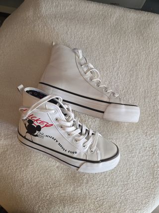 Zapatillas Mickey Mouse blancas