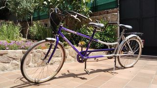 Bicicleta tándem doble